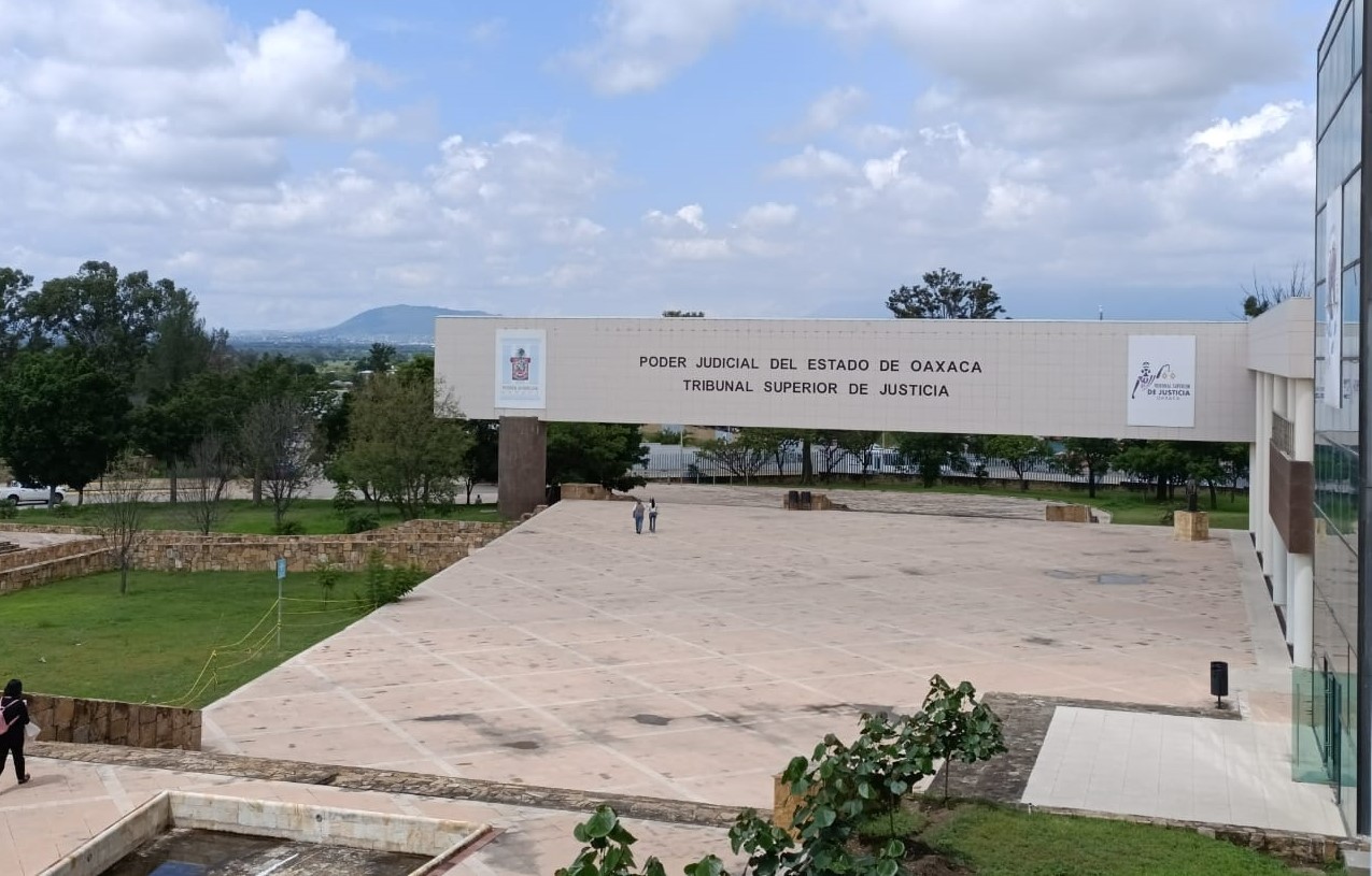 Juez del Poder Judicial vinculó a proceso a presunto responsable del feminicidio de estudiante en Puerto Ángel